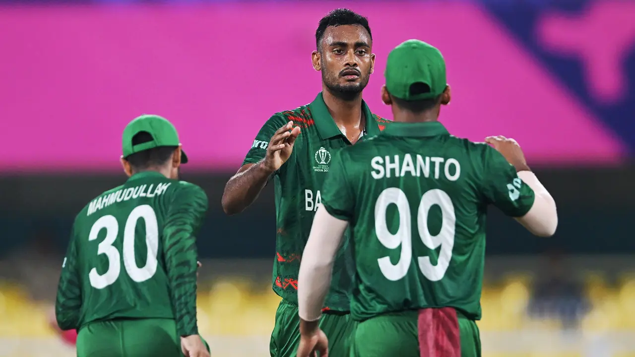 ‘৩৫০ রান তাড়া করার ক্ষমতা আছে সাকিবদের’