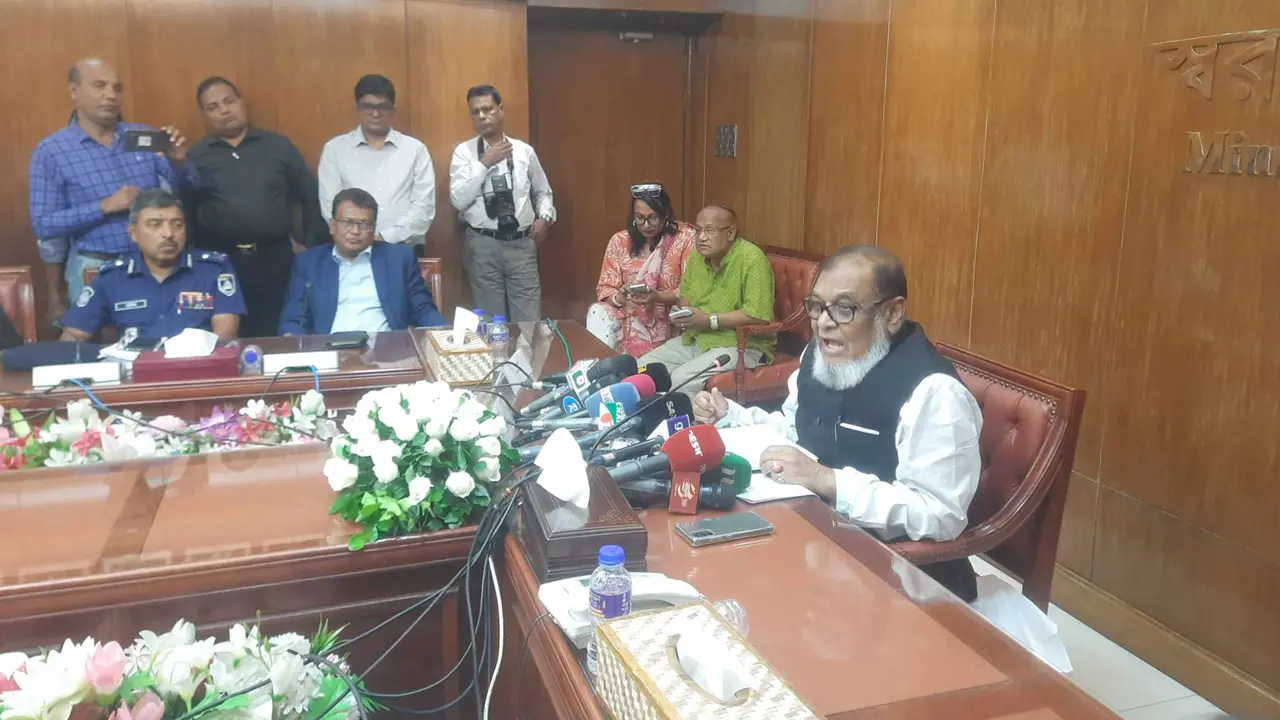 দ্রব্যমূল্যের ঊর্ধ্বগতি নিয়ে মন্ত্রিসভা কমিটির উদ্বেগ 