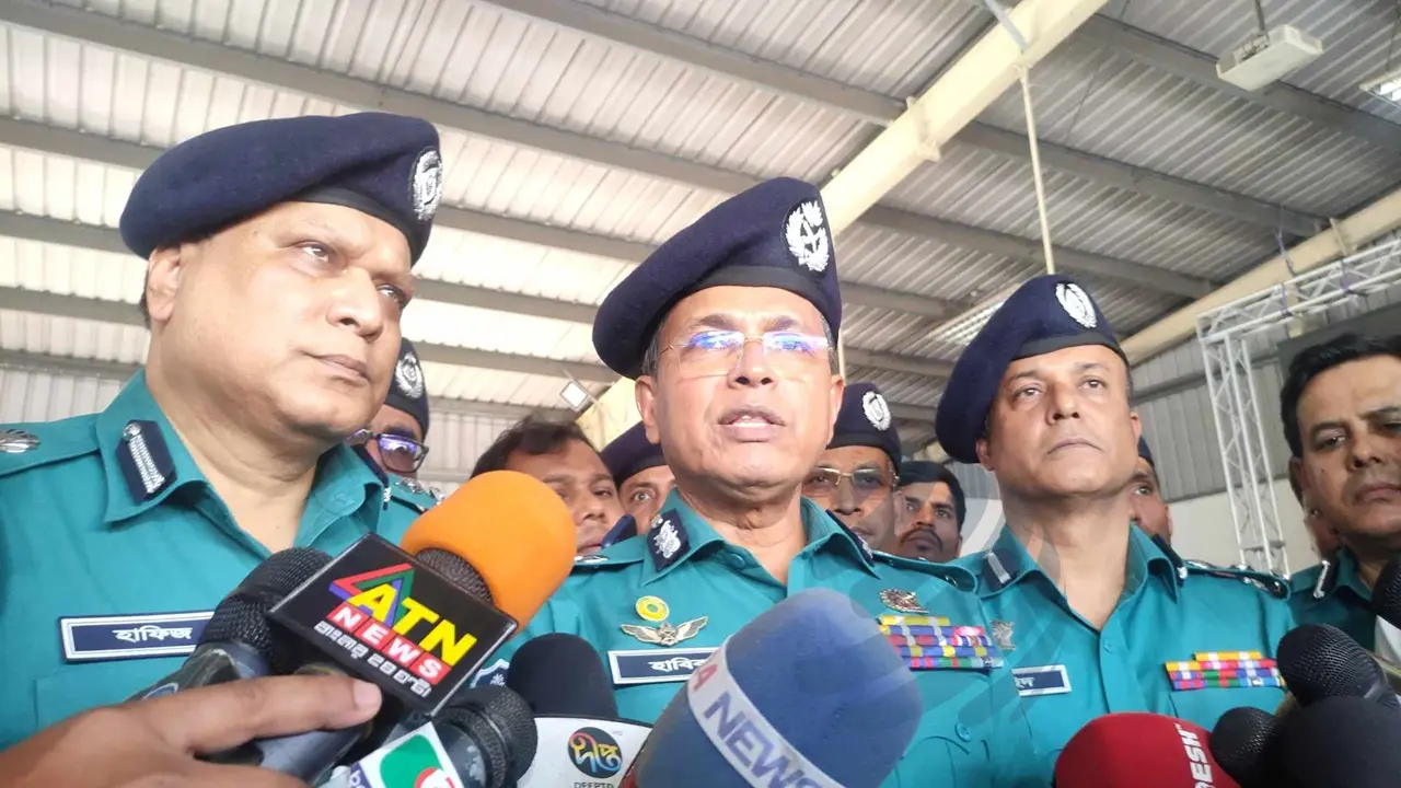 কনস্টেবল হত্যায় জড়িত দুজন বিএনপির সদস্য : ডিএমপি কমিশনার