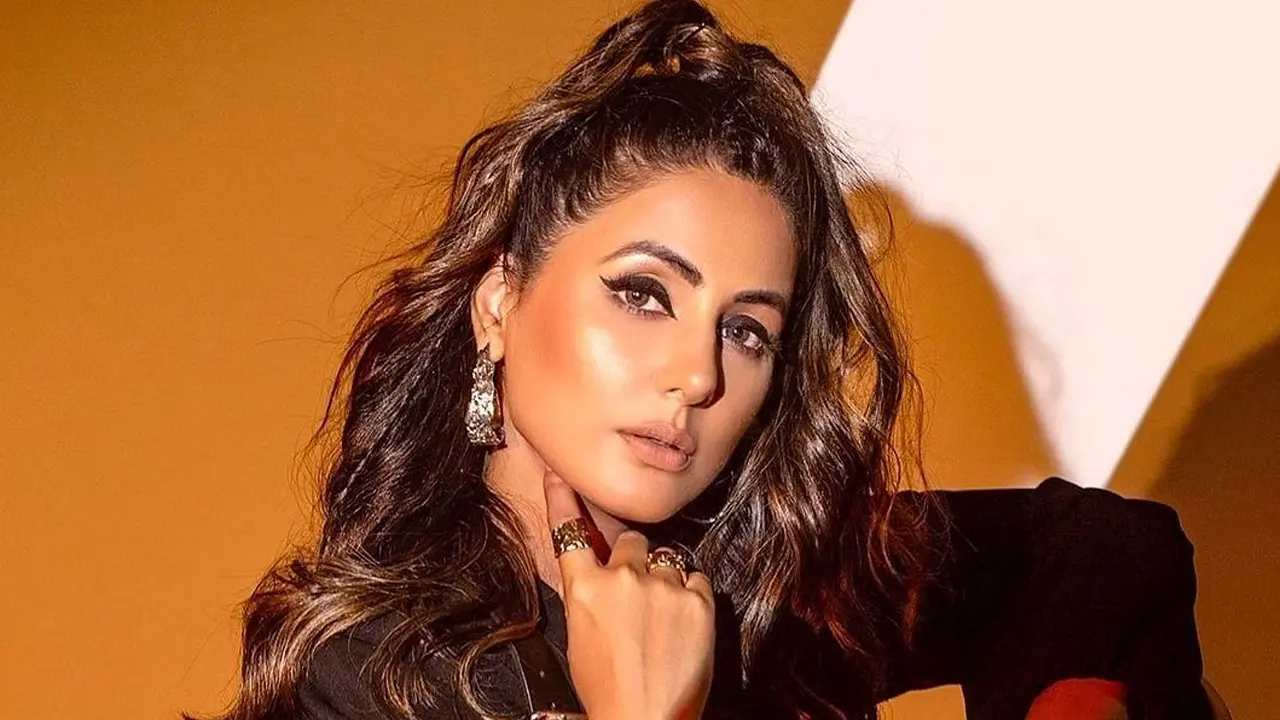শহরে নিঃশ্বাস নেওয়া যায় না স্ট্যাটাসের পরদিন হাসপাতালে অভিনেত্রী!