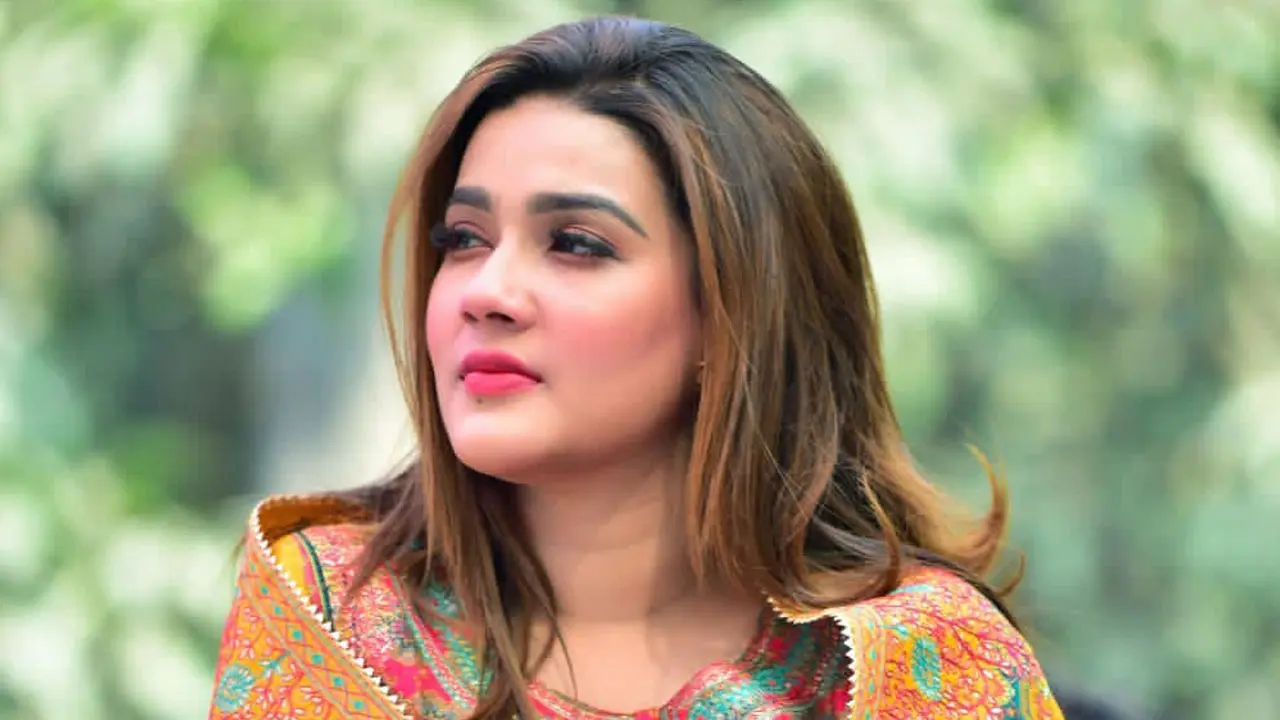 বঙ্গবন্ধুর ‘অসমাপ্ত আত্মজীবনী’ বদলে দিয়েছে মাহিকে
