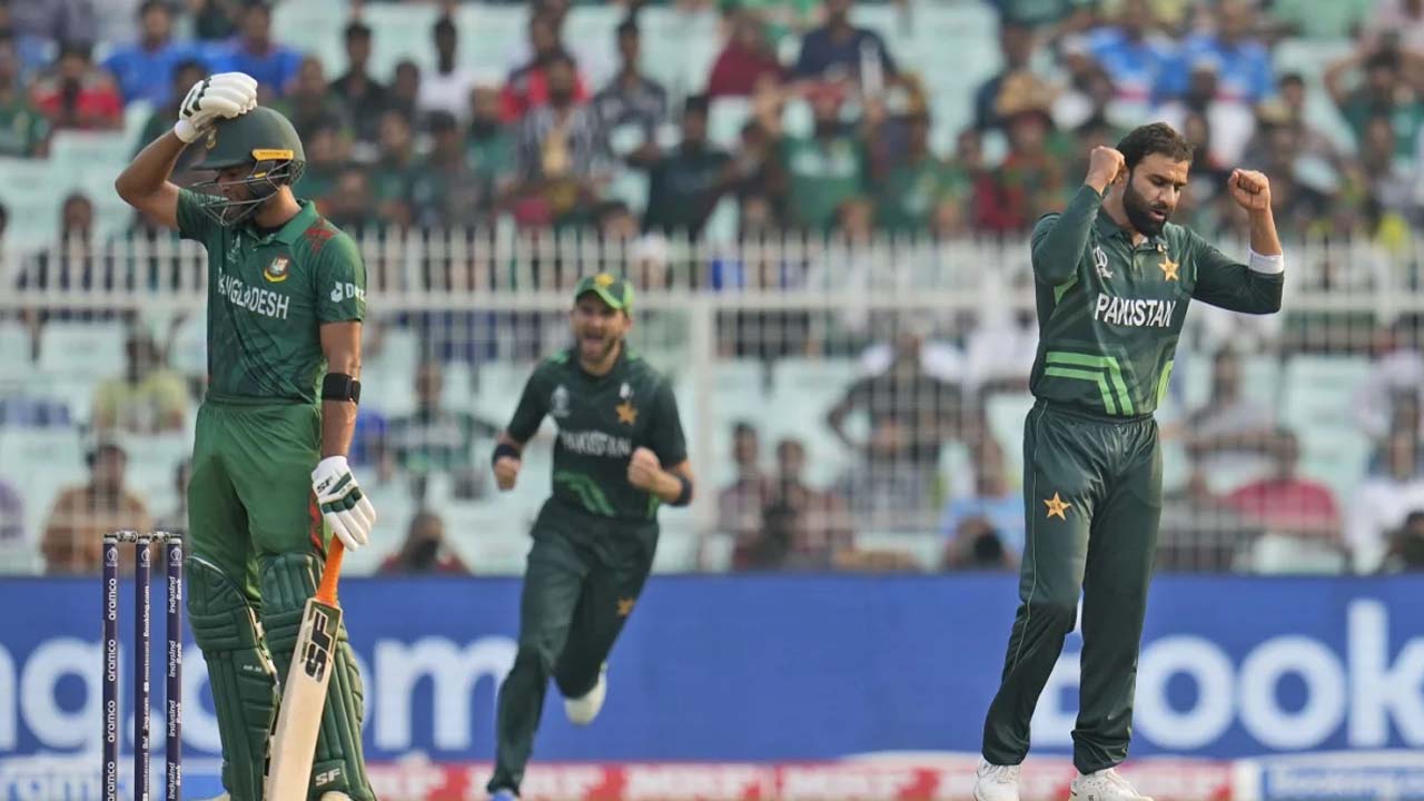প্রতিপক্ষ বদলায়, বাংলাদেশের গল্প বদলায় না