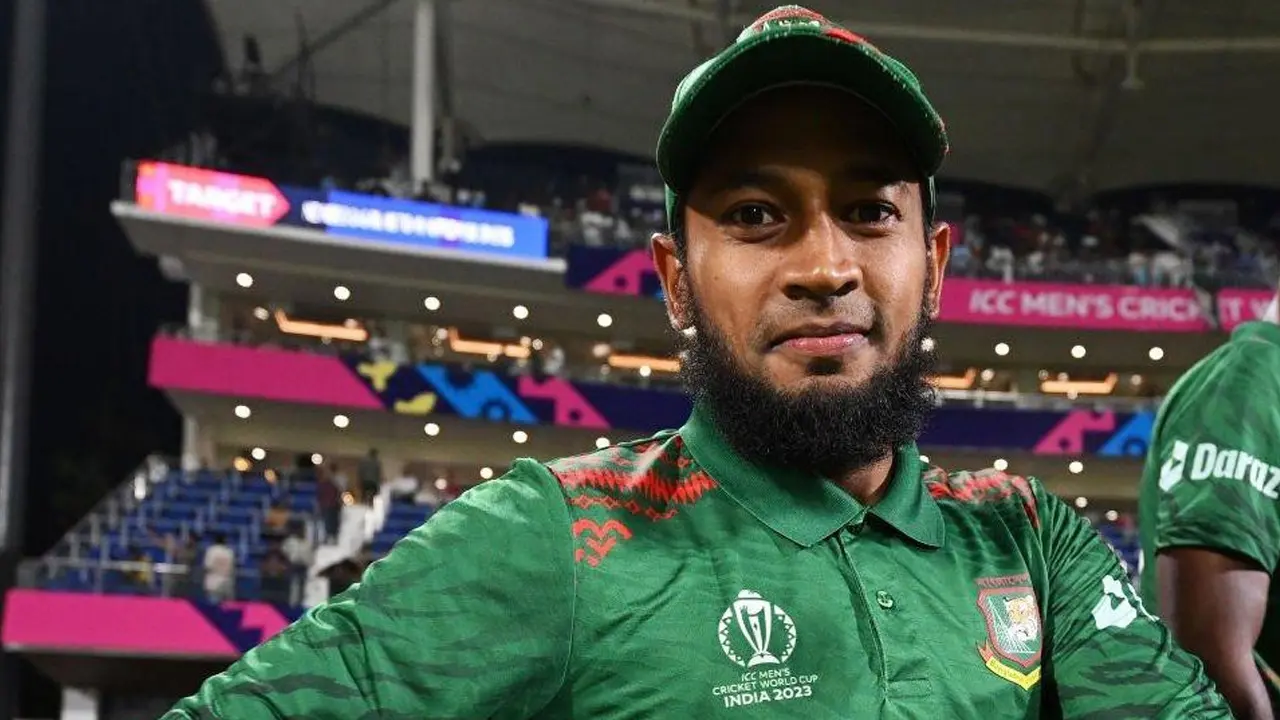 রেকর্ডবুকে গিলক্রিস্ট-সাঙ্গাকারার পাশে মুশফিক