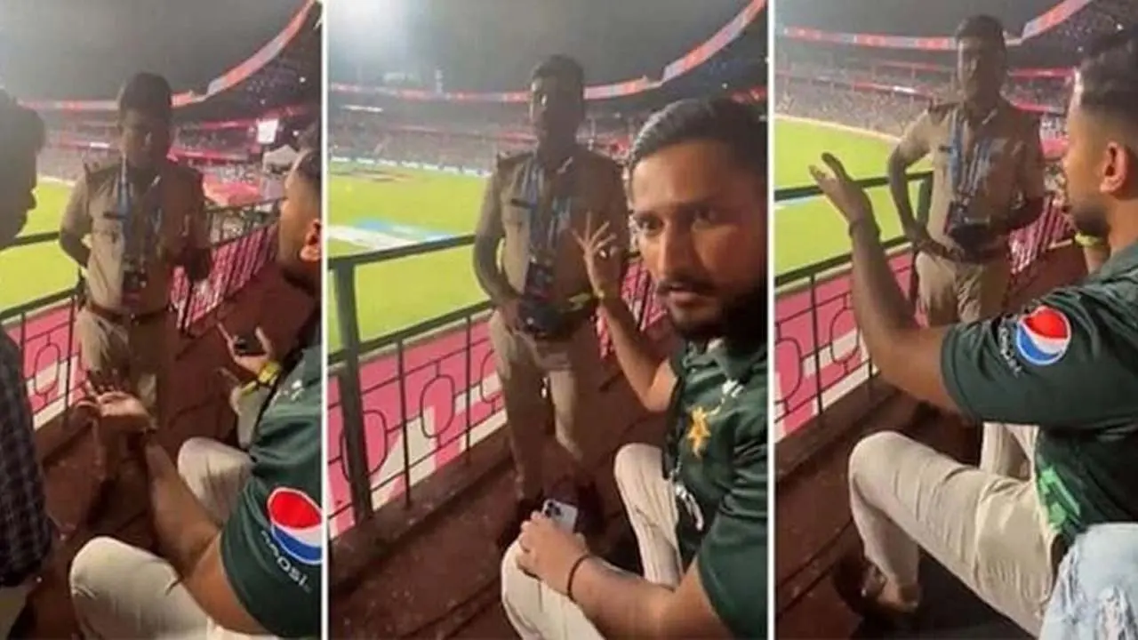 ‘পাকিস্তান জিন্দাবাদ’ স্লোগান দিতেই বাধা পুলিশের (ভিডিও)