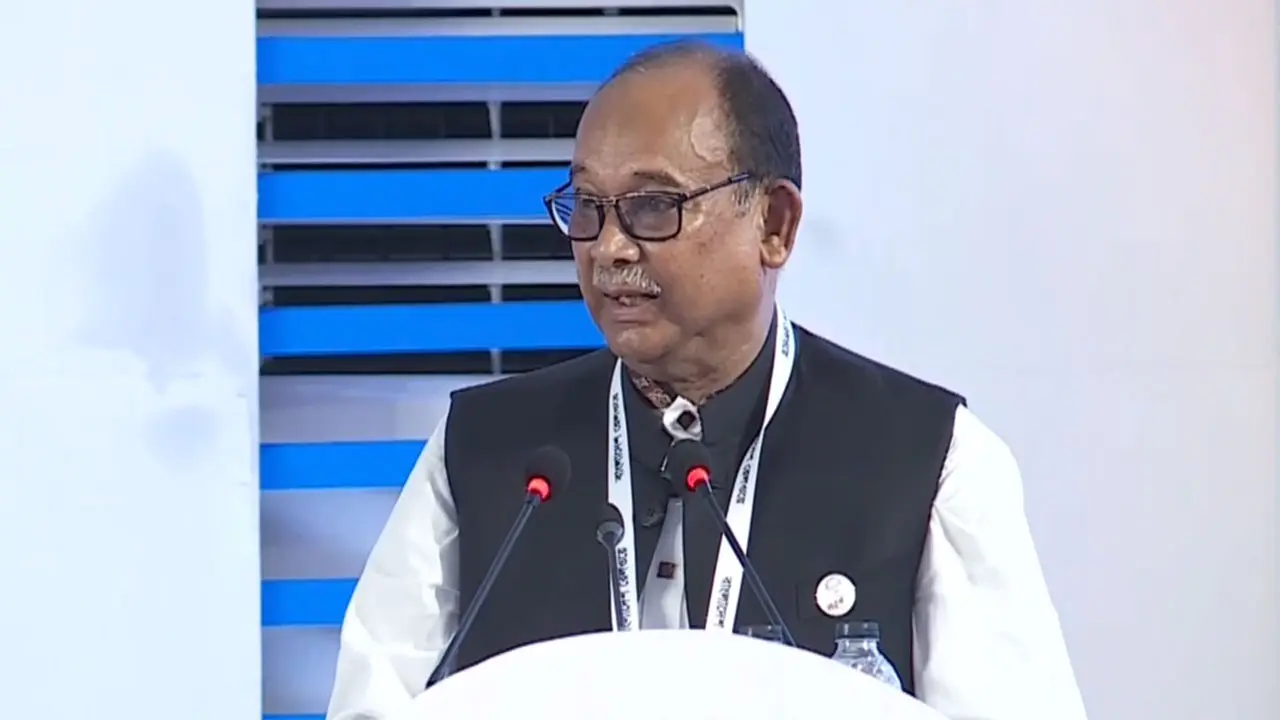 সব সমুদ্র বন্দরের সঙ্গে রেল যোগাযোগ সম্প্রসারিত হচ্ছে: রেলমন্ত্রী