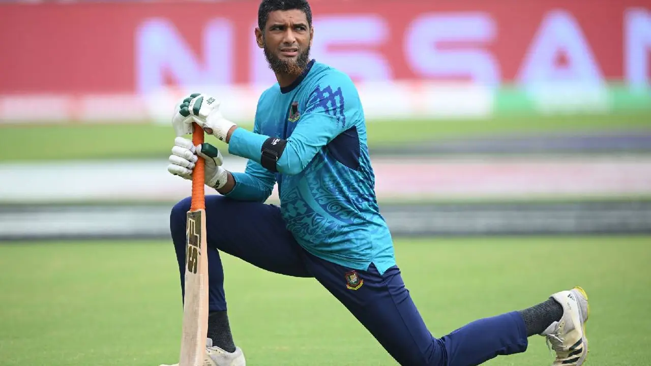 মাহমুদউল্লাহকে বাদ দেওয়ায় অবাক বাংলাদেশের কোচ