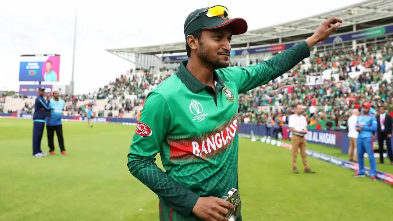 সাকিবের বোলিং নিয়ে নতুন করে বলতে চান না মাশরাফি