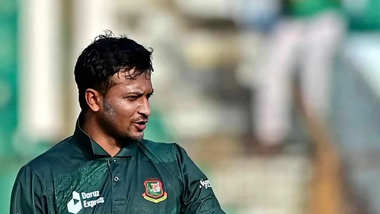 বিশ্বকাপে যে বিরল রেকর্ড শুধুই সাকিবের