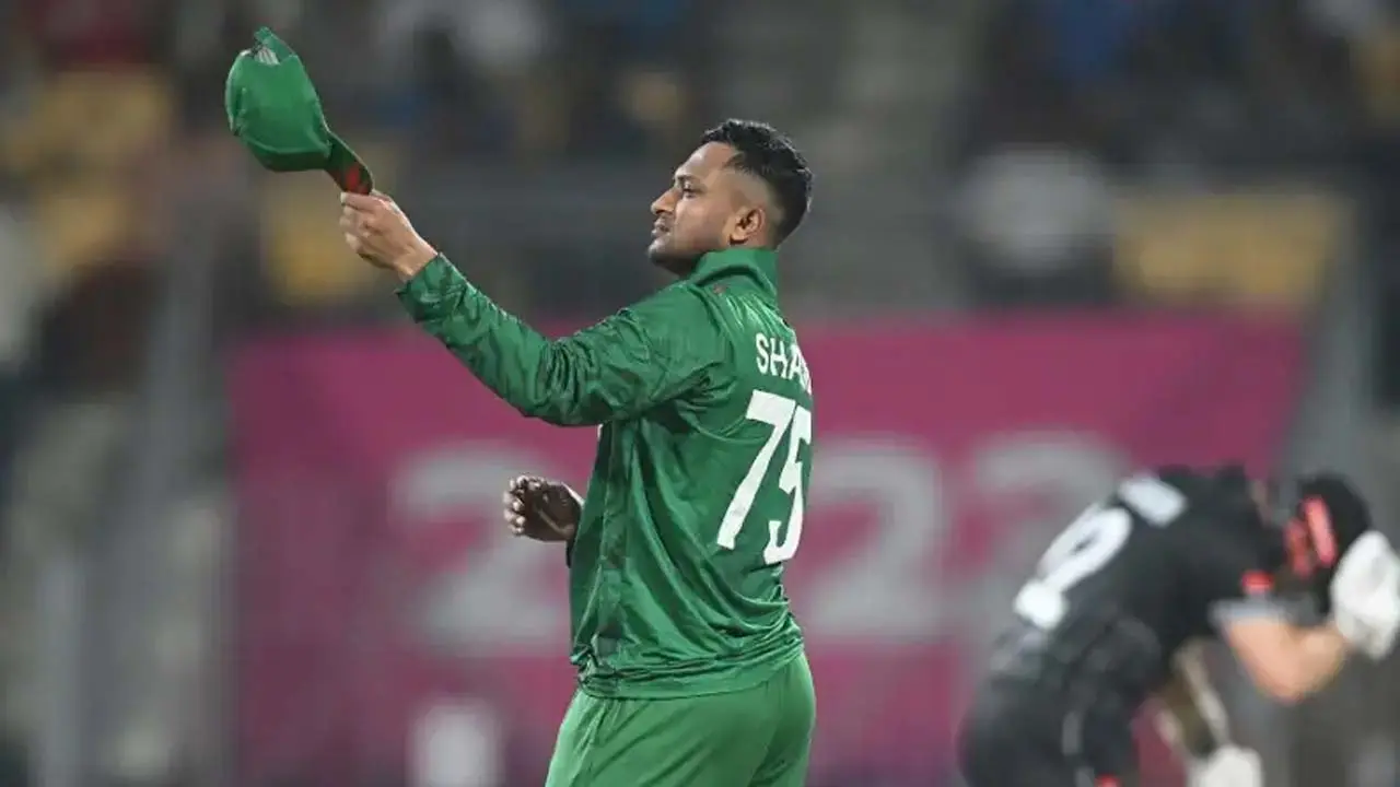 সাকিবের চোট নিয়ে বিসিবির লুকোচুরি কেন?