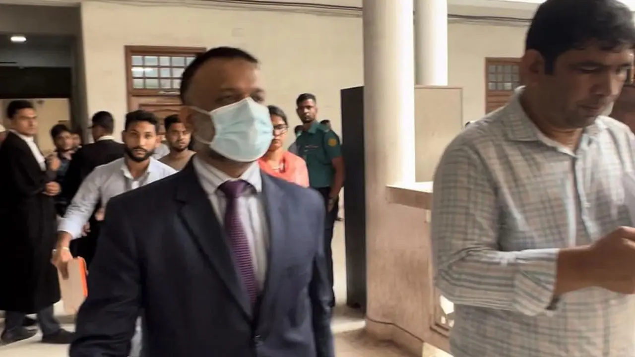 সকালে সাজা, দুপুরে জামিন, বিকেলে রায় স্থগিত—আইন কী বলে?
