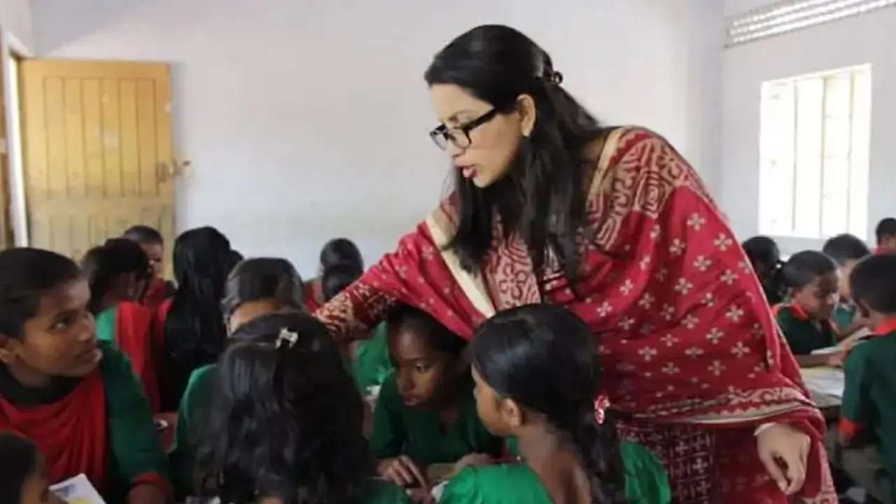 এক যুগে প্রাথমিকে ২৩৮৫৭৯ শিক্ষক নিয়োগ