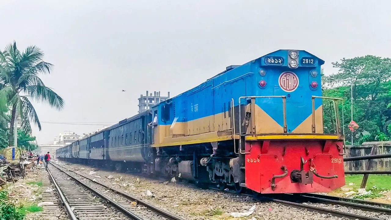তুরাগ এক্সপ্রেস এখন কমিউটার ট্রেন, ভাড়া বাড়ল ৫ টাকা