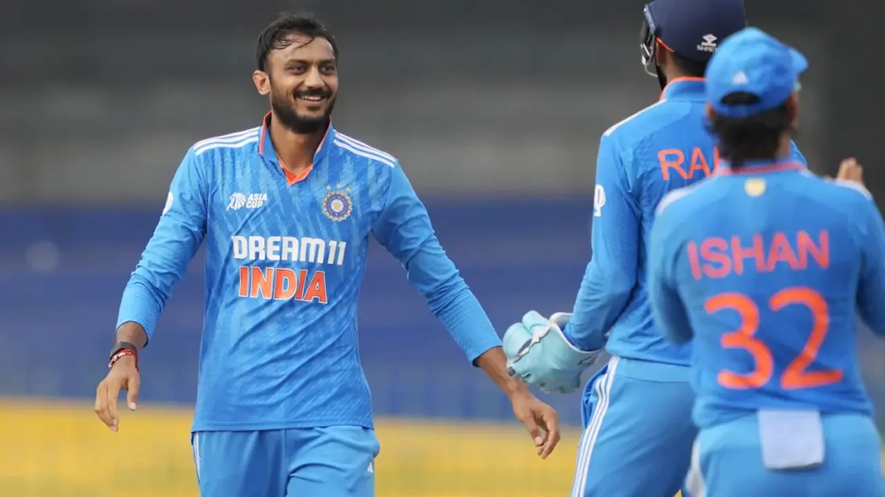 বিশ্বকাপ দলে না থাকা প্যাটেলের পোস্ট ঘিরে বিতর্ক