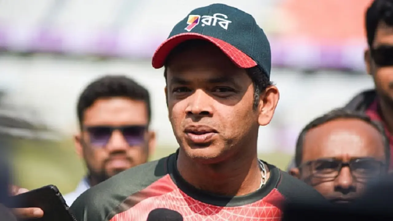বাংলাদেশের জয়ের পর কাকে খোঁচা দিলেন রাজ্জাক?
