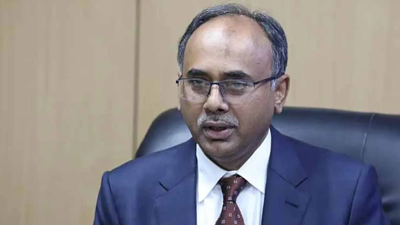 ‘ডি গ্রেড’ পেলেন গভর্নর আব্দুর রউফ তালুকদার
