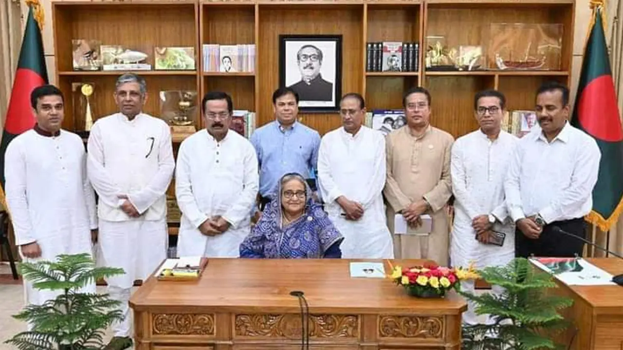‘এবার সাইবার যুদ্ধেও জয়ী হতে হবে’