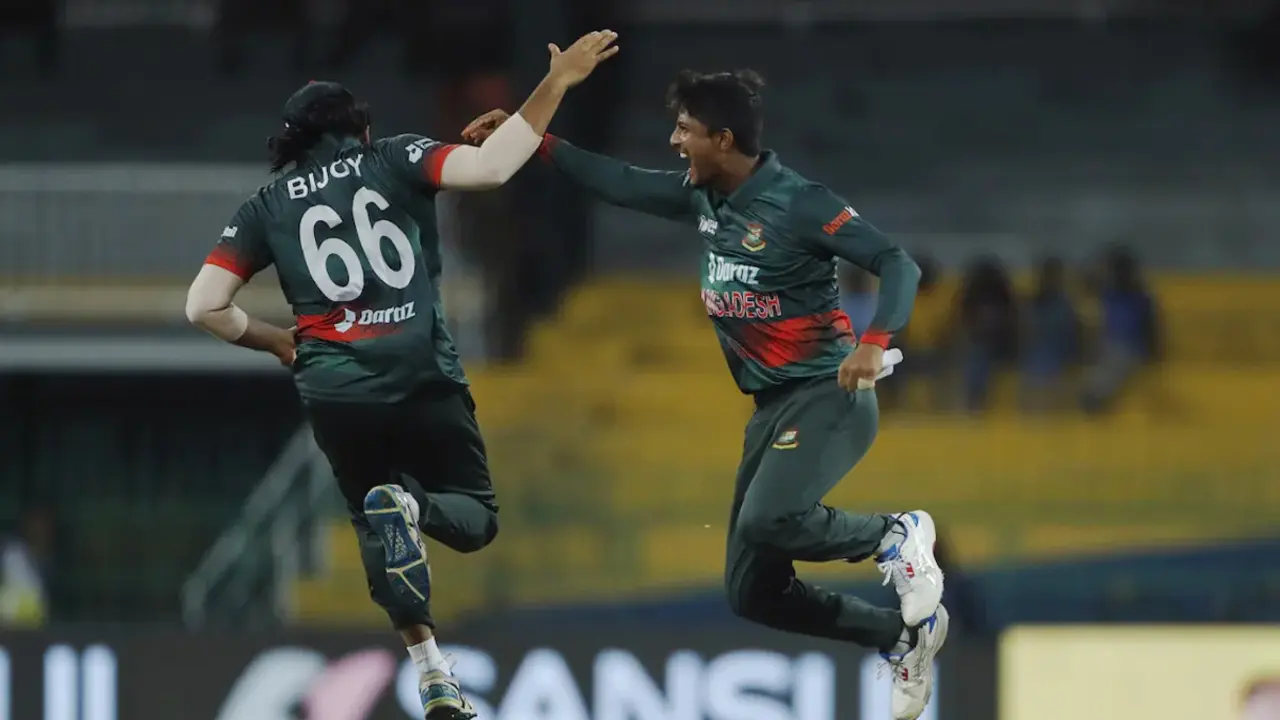 রুদ্ধশ্বাস ম্যাচে ভারতকে হারাল বাংলাদেশ