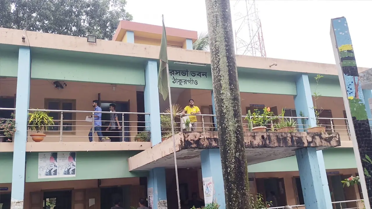 জন্মনিবন্ধন সনদ নিয়ে জনভোগান্তি চরমে