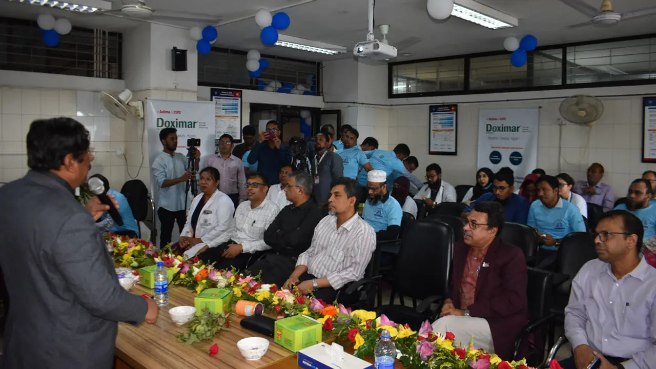 রোগ প্রতিরোধ ও জীবন রক্ষায় ফুসফুস সুস্থ রাখতে হবে : উপাচার্য