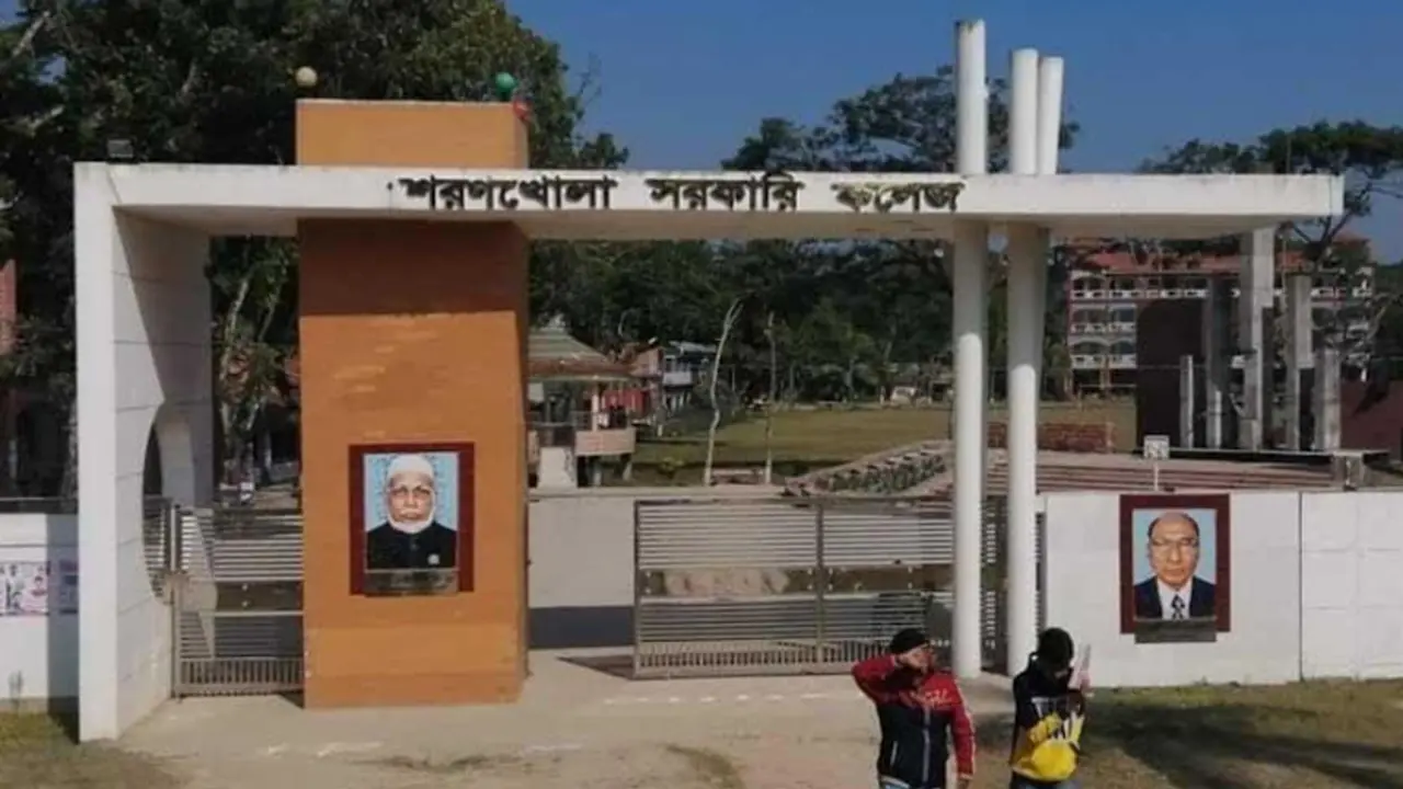 কেন্দ্র থেকে এইচএসসি পরীক্ষার্থীর উত্তরপত্র উধাও