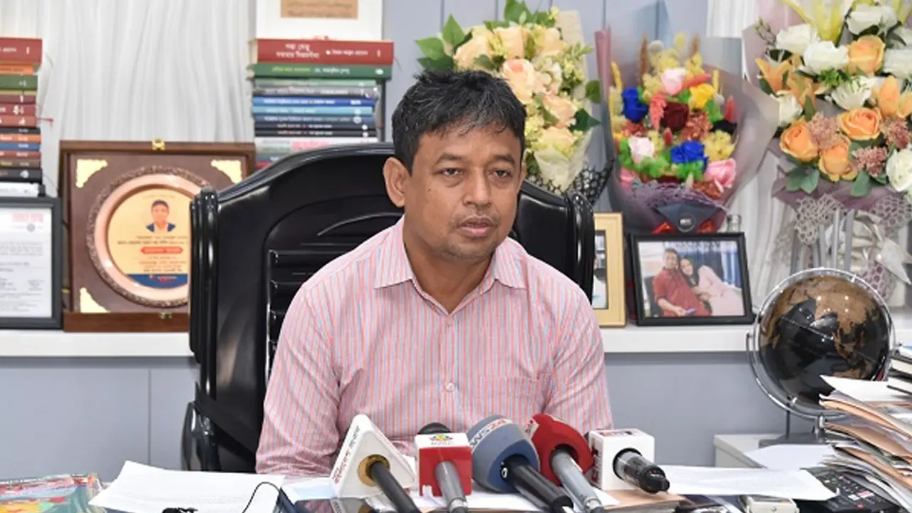 ডিএমপিসহ সরকারি কর্মকর্তাদের মোবাইল নম্বর ক্লোন করে প্রতারণা
