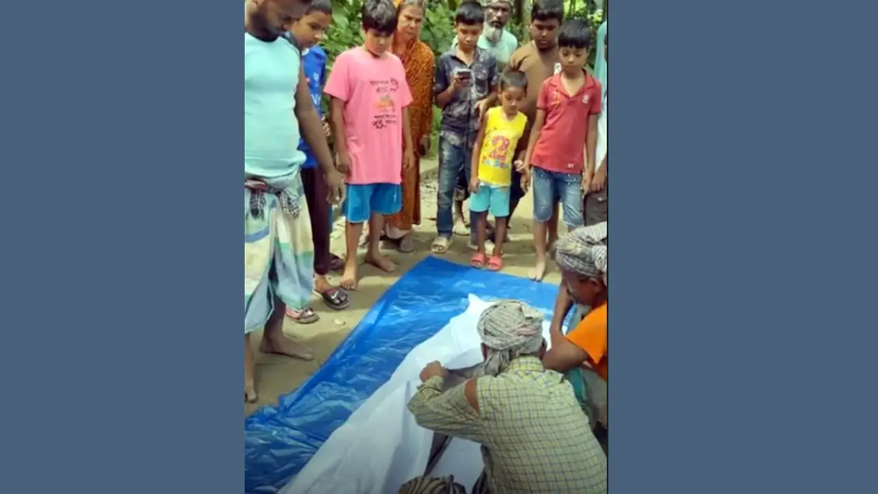 ২৮ বছর পর কবর খুঁড়ে মিলল ‘অক্ষত’ মরদেহ