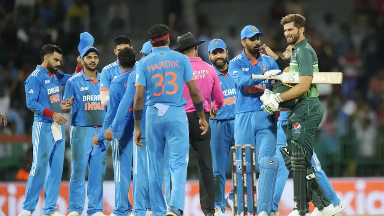 পাকিস্তানকে হারানোর রাতে ভারতের ৫ রেকর্ড