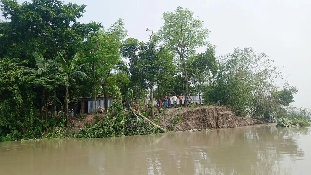 জামালপুরে ৪২ হাজার মানুষ পানিবন্দি