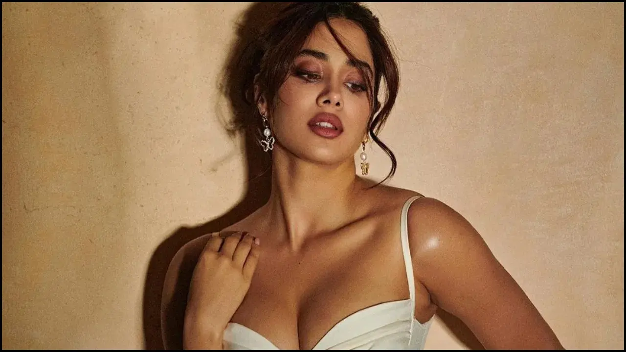পর্নোগ্রাফি সাইটে ছিল জাহ্নবীর ছবি!