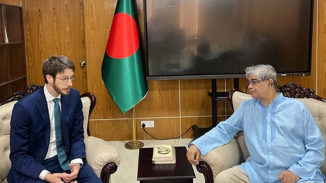 বাংলাদেশে গুগলের ডাটা সেন্টার স্থাপনের আহ্বান মোস্তাফা জব্বারের