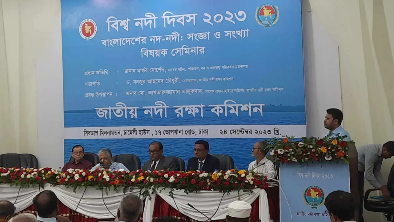 নদীগুলো হায়েনারা দখল করে ফেলছে : নদী রক্ষা কমিশন