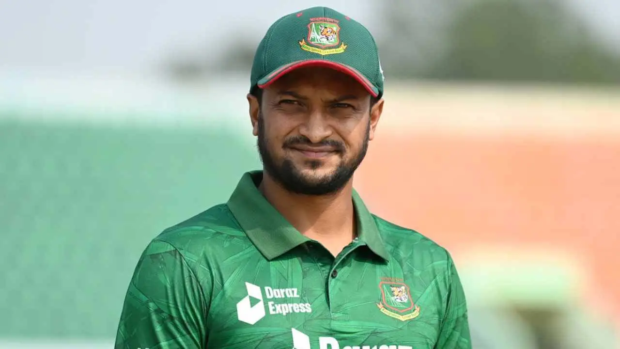 ফুটবল খেলতে গিয়ে ইনজুরিতে, প্রথম ম্যাচে অনিশ্চিত সাকিব