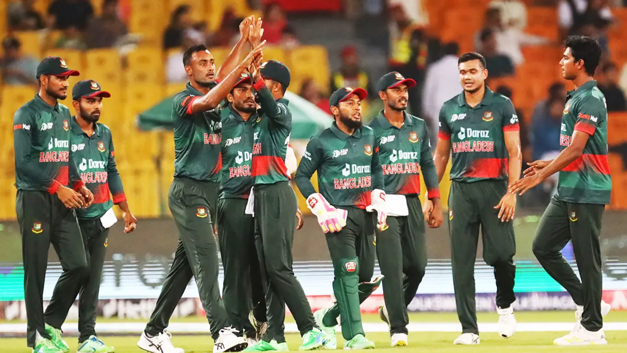 পাকিস্তান বধের লক্ষ্যে বুধবার মাঠে নামছে বাংলাদেশ