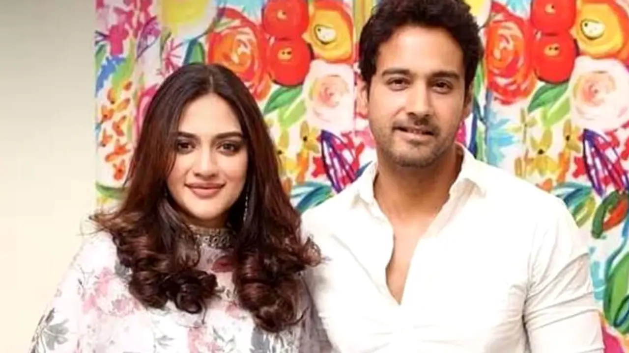 প্রতারণা মামলায় নুসরাতকে ইডির তলব, কী বলছেন যশ?