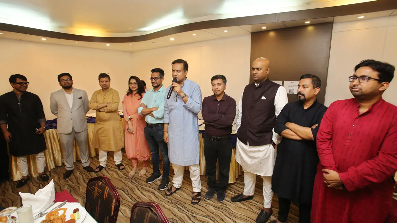 বেসিসের সিন্ডিকেট ভাঙতে চায় ‘টিম স্মার্ট’