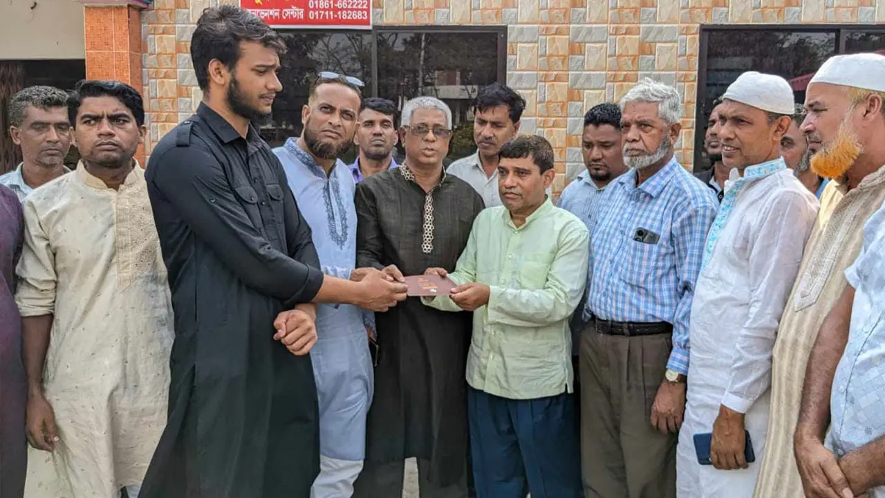 ‘জনসমর্থনহীন সরকারের টিকে থাকার অবলম্বনই হচ্ছে নির্যাতন’