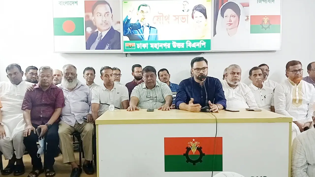 ‘আ.লীগ সাধারণ মানুষের কাছে না গিয়ে এসি রুমে ঘুমাচ্ছে’