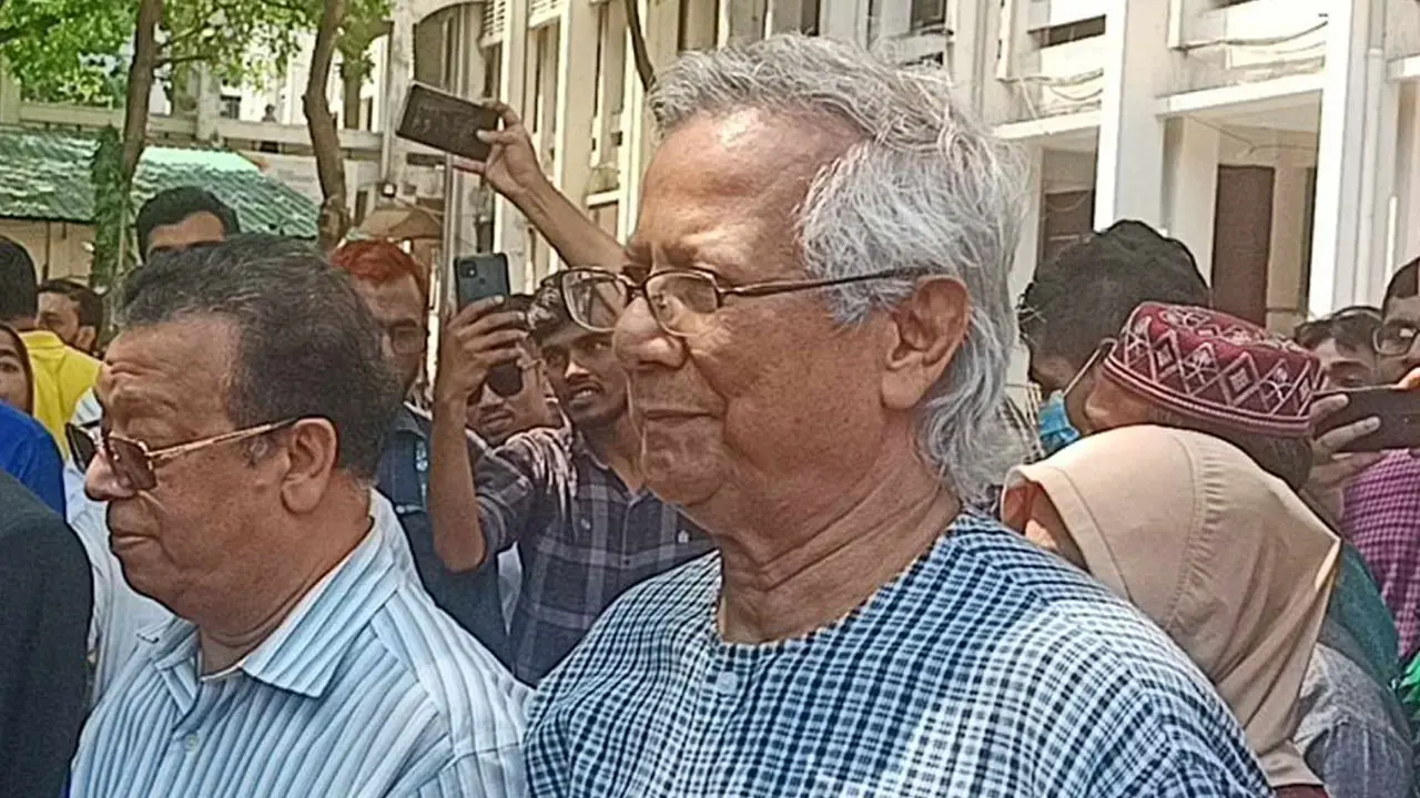 আল্লাহর কাছে ফরিয়াদ করেন, বালা-মুসিবত থেকে আমরা বাঁচি : ড. ইউনূস