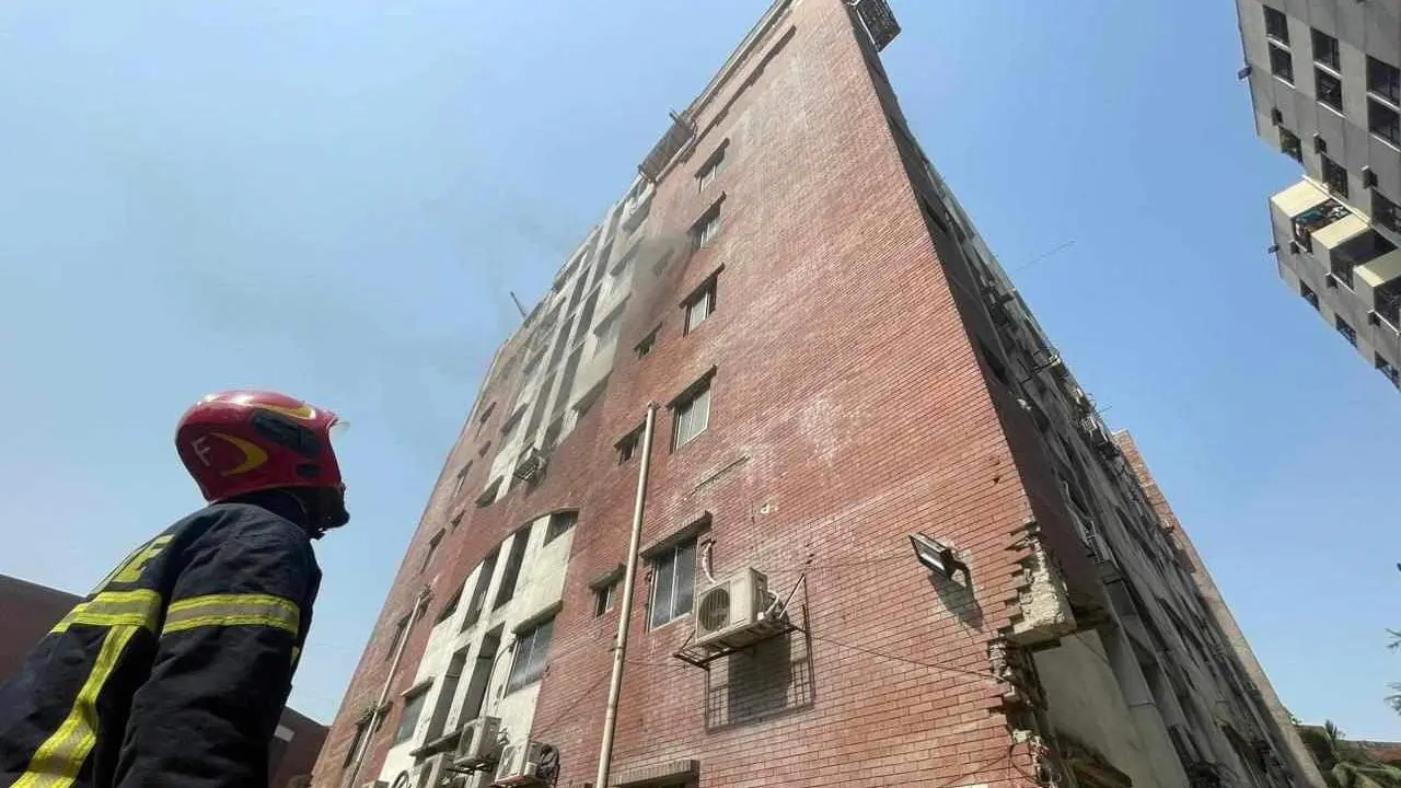 শিশু হাসপাতালে আগুন, সরিয়ে নেওয়া হয়েছে সব রোগীকে