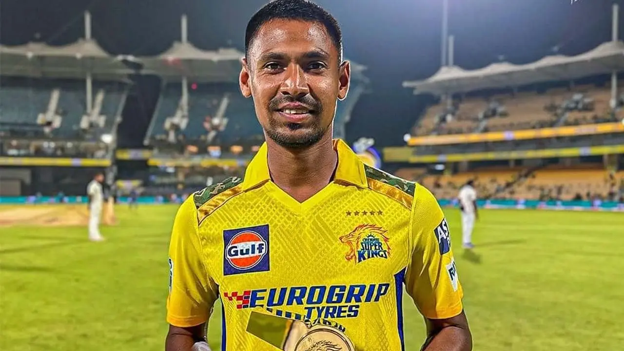 যেখানে আইপিএলে সবার সেরা মুস্তাফিজ