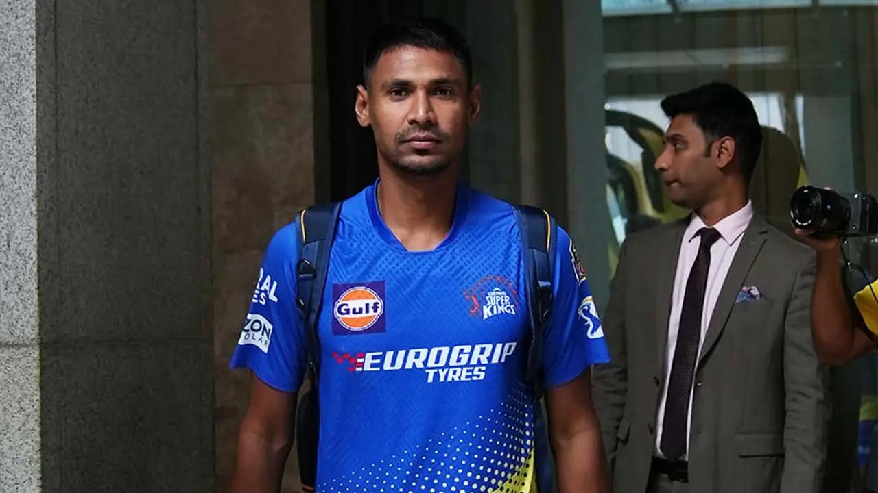 আসরের মাঝপথে আইপিএল ছাড়ায় পুরো টাকা পাবেন মুস্তাফিজ?