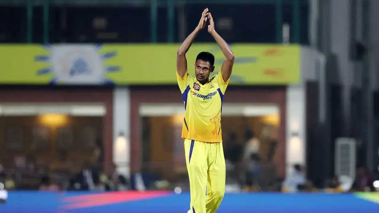 চার ম্যাচে মুস্তাফিজের সামনে দুই রেকর্ডের হাতছানি