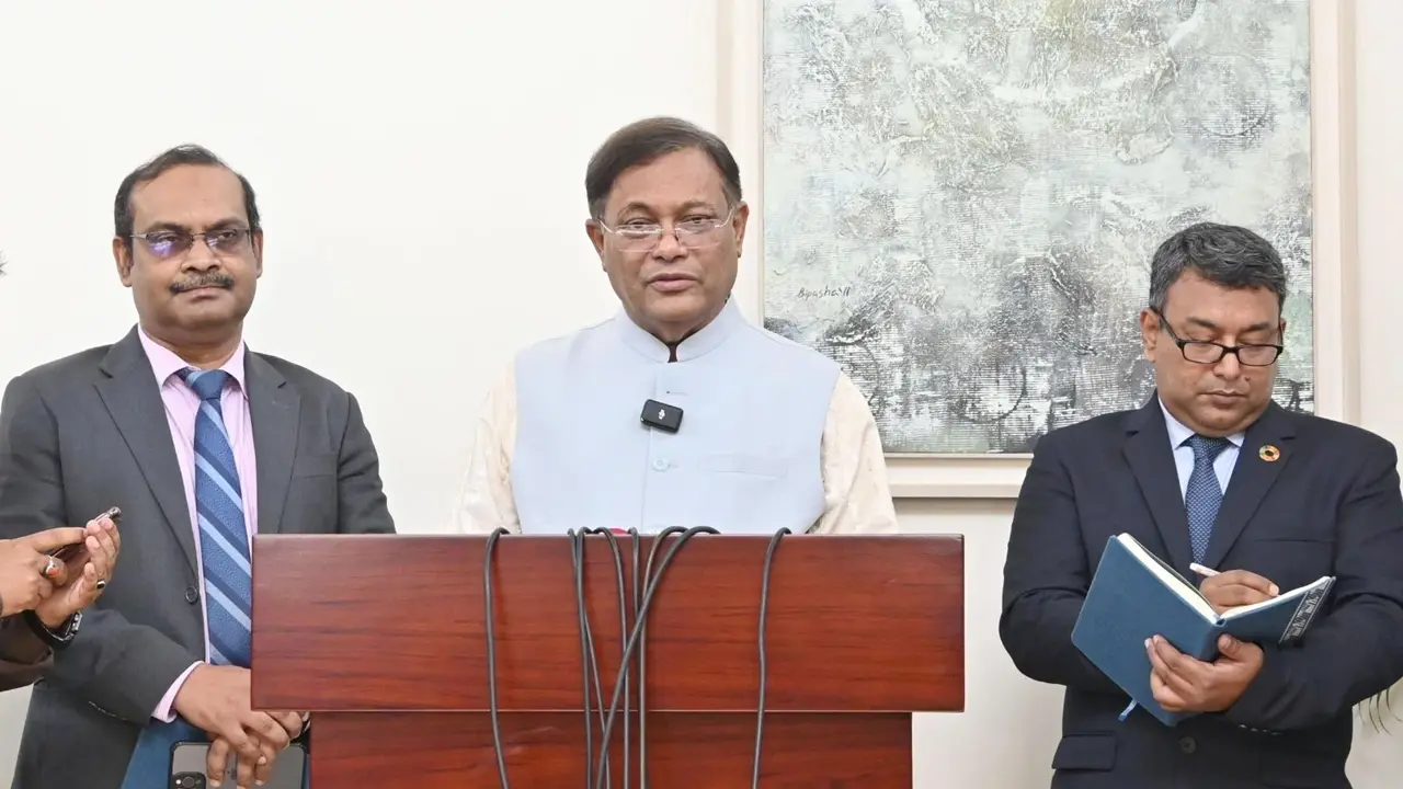 রিজভীকে মানসিক ডাক্তারের শরণাপন্ন হওয়ার পরামর্শ হাছান মাহমুদের