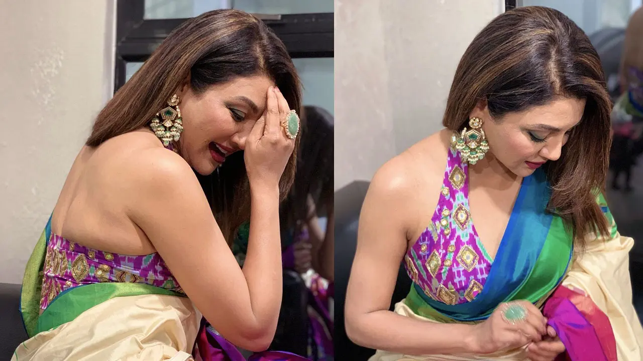 স্লিভলেস ব্লাউজে নজর কাড়লেন জয়া