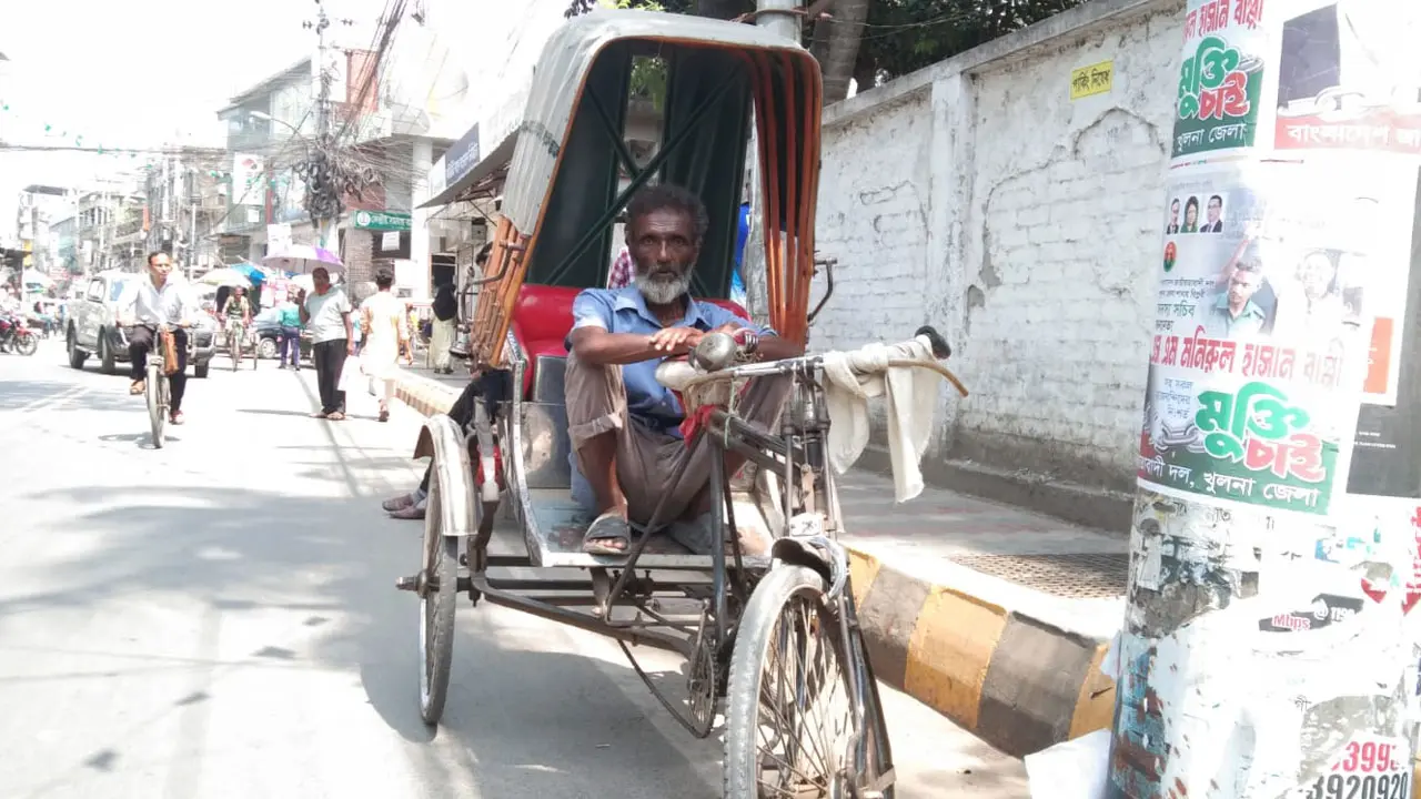 ‘এমন গরম কখনো পড়েনি’