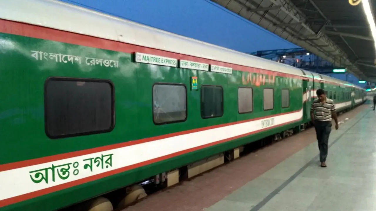 কলকাতা থেকে ফেরার পথে মৈত্রী এক্সপ্রেসে বাংলাদেশির মৃত্যু