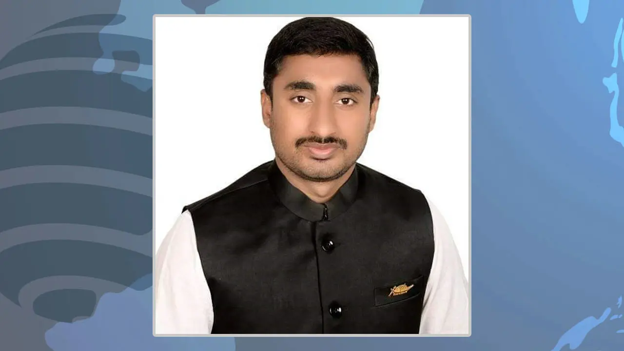 বরাদ্দের আগেই ‘নির্দিষ্ট প্রতীকে’ ভোট চাওয়ায় প্রার্থীকে শোকজ
