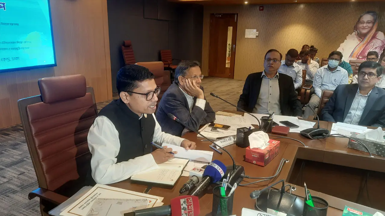কৃত্রিম বুদ্ধিমত্তা আইনে প্রাধান্য পাবে চার বিষয় : পলক
