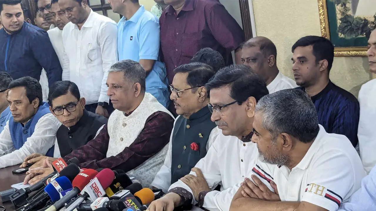আ.লীগের সব পর্যায়ের কমিটি গঠন ও সম্মেলন বন্ধ : কাদের