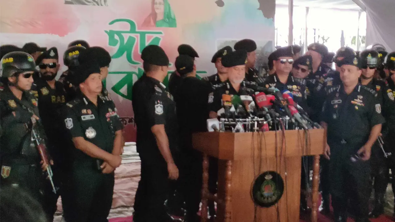 ঈদের জামাত ঘিরে নিরাপত্তা হুমকি নেই : র‍্যাব ডিজি